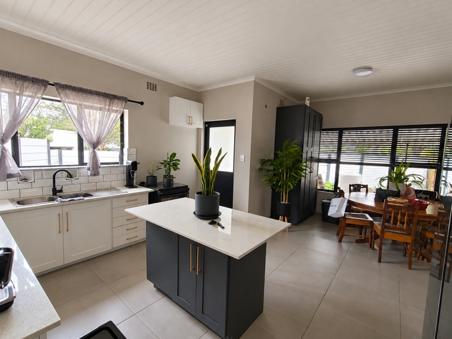 3 Bedroom Property for Sale in Amandelsig Western Cape